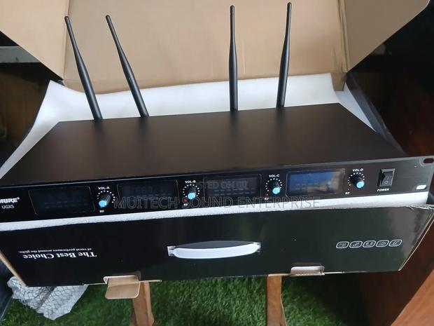 Shure Wireless Microphone (Ugx5 4 in 1) · Photo 4