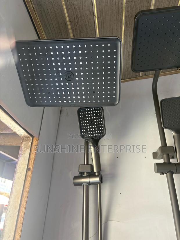 4in1 Digital Shower With Led Display · Photo 3