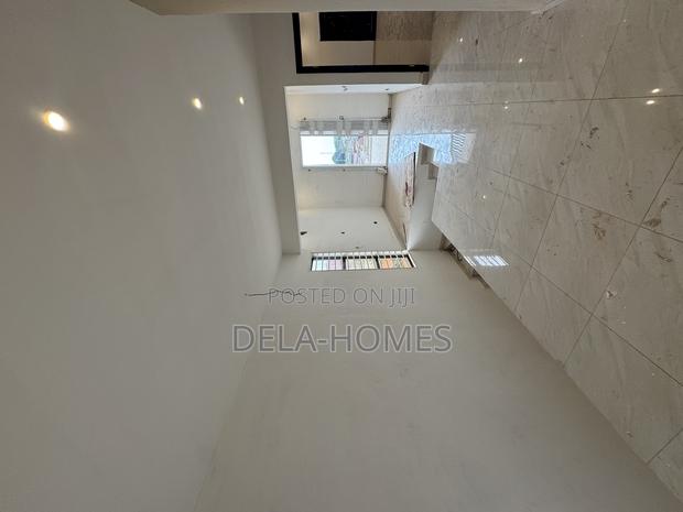 Four Bedroom Duplex for Sale at Ashaley-Botwe. · Photo 7