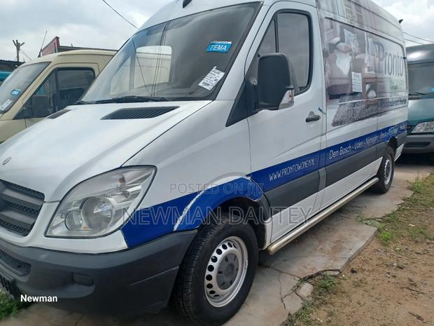 Mercedes-Benz Sprinter 2010 White · Photo 4