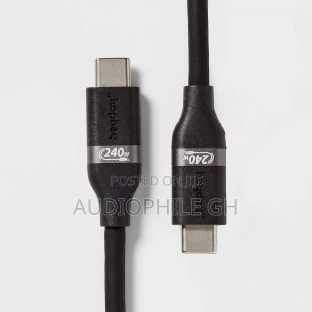 Heyday 4ft Inch Usb-C to Usb-C 240w Silicone Cable · Photo 2