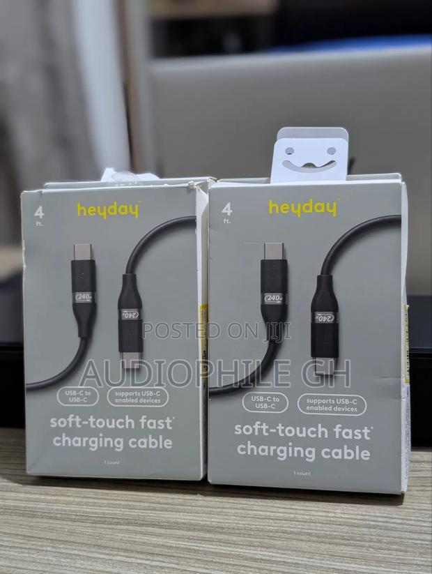 Heyday 4ft Inch Usb-C to Usb-C 240w Silicone Cable · Photo 4