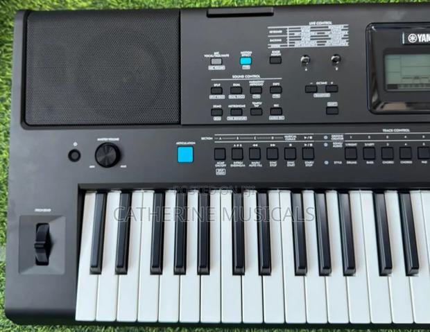 Yamaha Psr E473 Keyboard · Photo 2