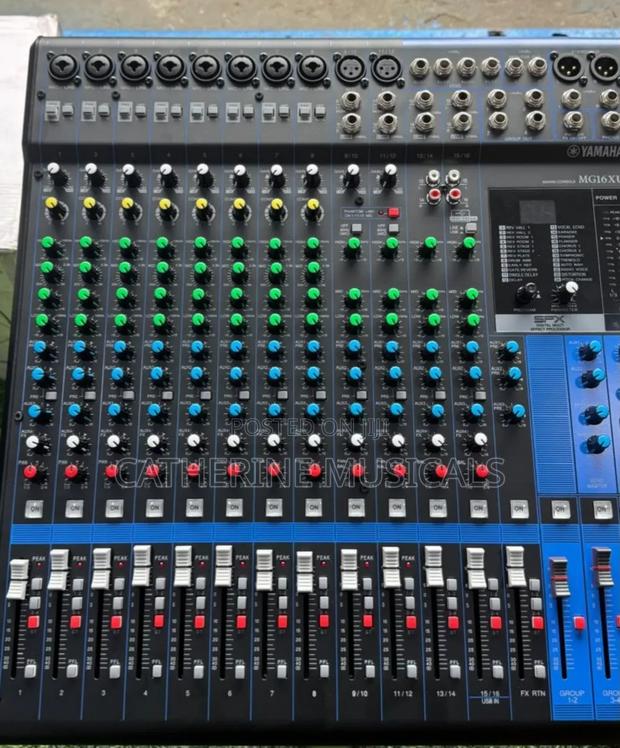 Yamaha Mg 16xu 16- Channel Mixer With Usb · Photo 1