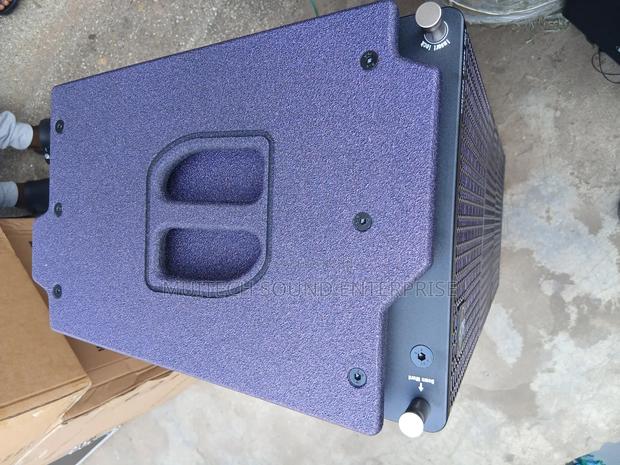 RCF Array Speaker ( '12 Inches) · Photo 4