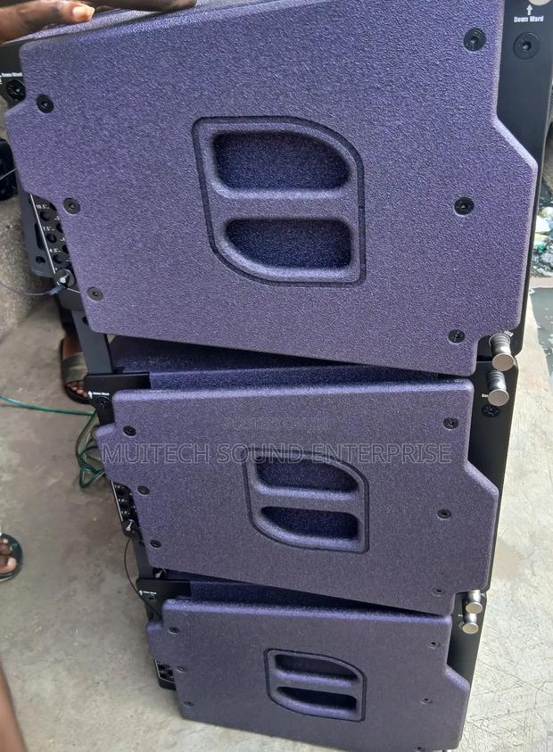 RCF Array Speaker ( '12 Inches) · Photo 5