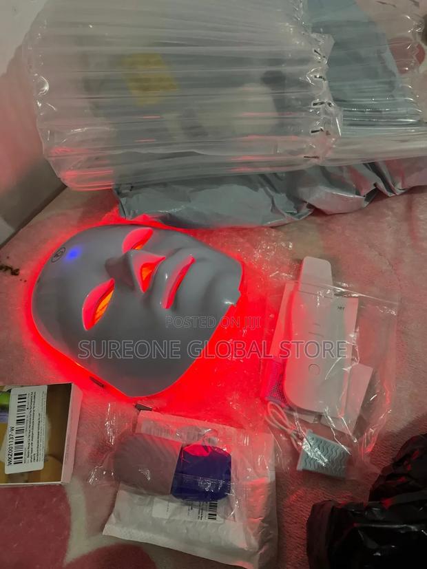 Face Mask Photodynamic Therapy Skin Mouisture · Photo 5