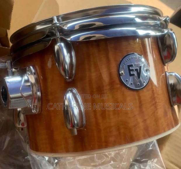 Ev 5- Piece Drums Set · Photo 2