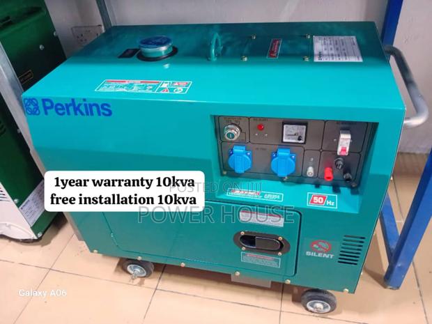 Genuine Luxe 10kva 13000watts Diesel Generator Perkins · Photo 1