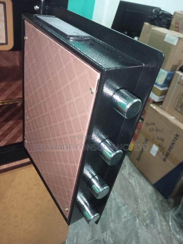 Cash Safe Heavy Duty Fire And Bullet Proof Double Door · Photo 3