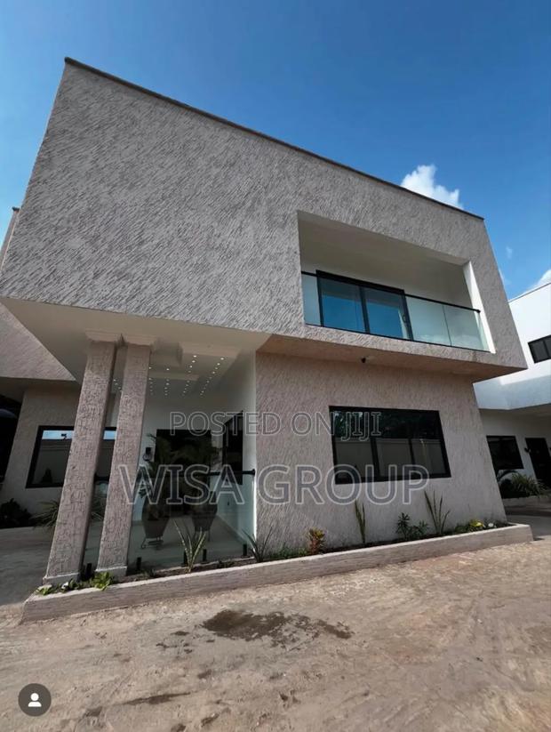 3bdrm Duplex in Wisa Group, Accra Metropolitan for rent · Photo 1