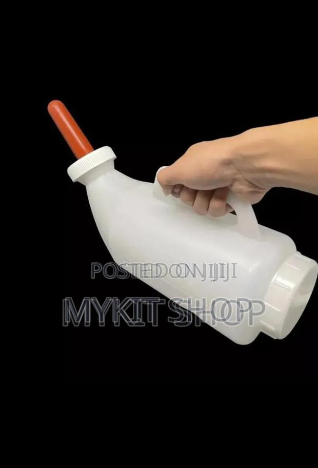 Calf Milking Bottle · Photo 1