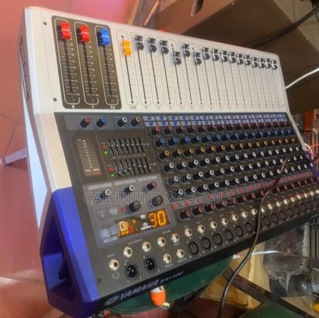 Yamaha Kv160 16channel Powered Mixer · Photo 2