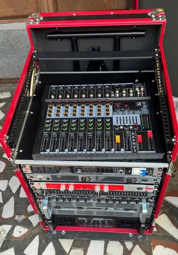 JBL Full Set of Speakers With Amplifiers · Photo 3