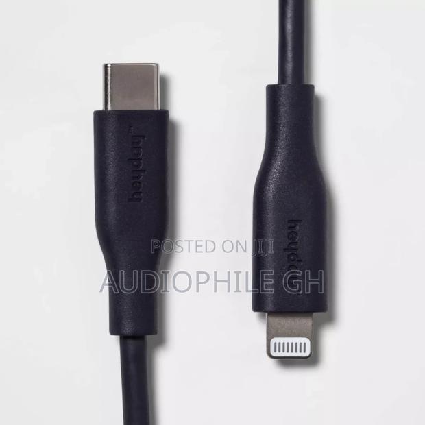 Heyday 3' Ft Lightning to Usb-C Round Fast Charging Cable · Photo 1