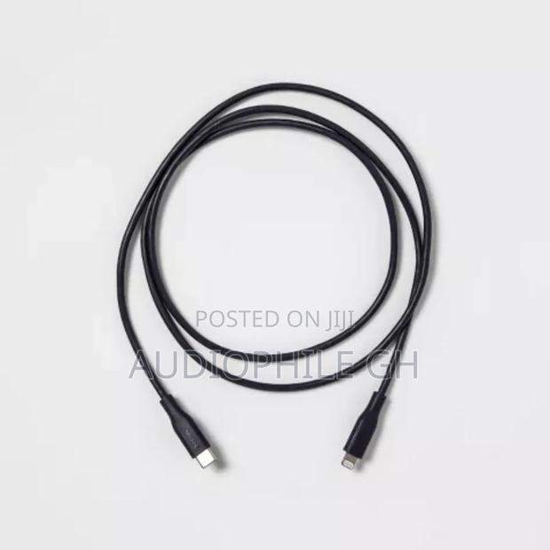 Heyday 3' Ft Lightning to Usb-C Round Fast Charging Cable · Photo 3