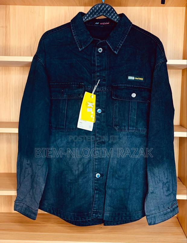 Original Denim Jeans Jacket Available in Stock · Photo 2