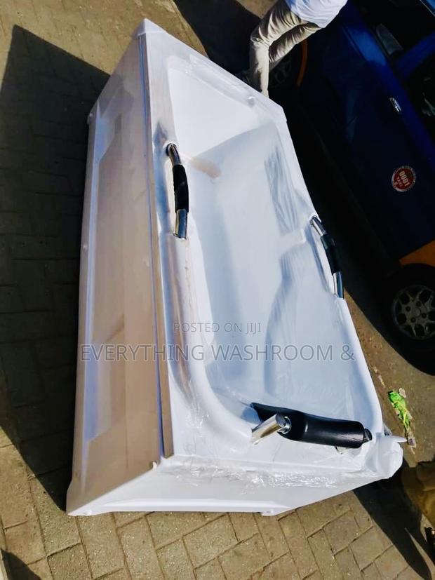 1700mm Straight Bathtub + Memory-Foam Headrest Cushion · Photo 2