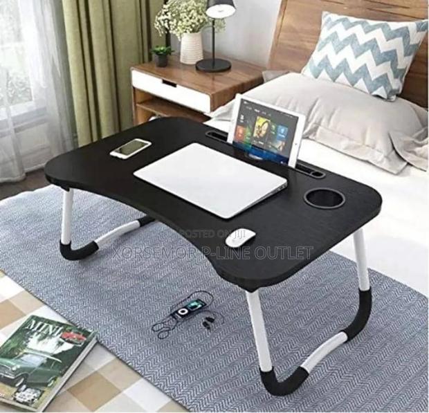Mimi Study Table · Photo 3