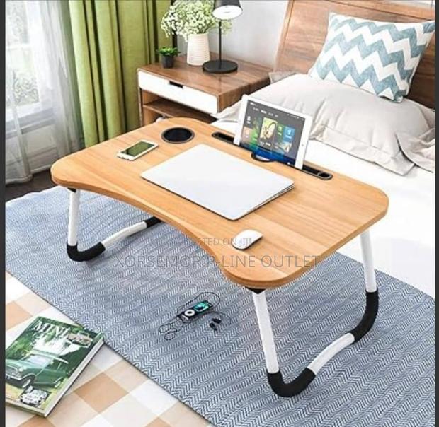Mimi Study Table · Photo 1