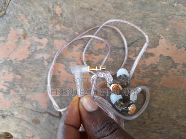 Kz Edx Pro In Ear Monitor Ear Buds · Photo 2