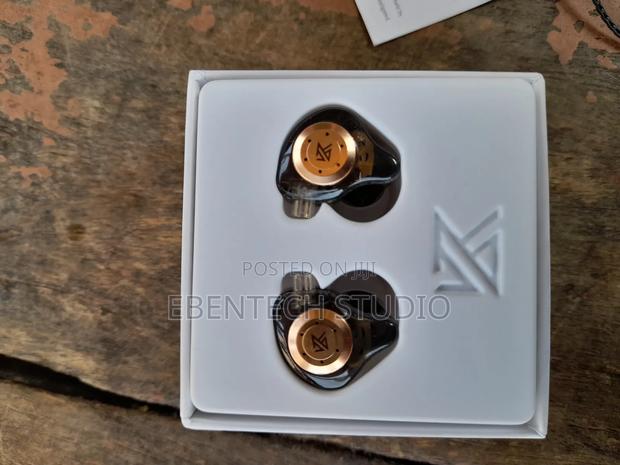 Kz Edx Pro In Ear Monitor Ear Buds · Photo 4