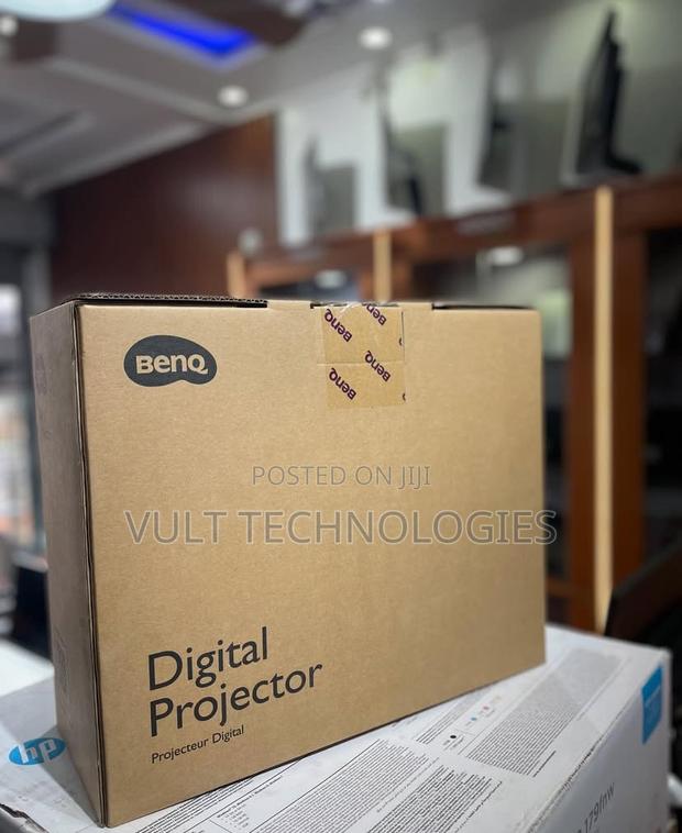Benq Mx560 Projector 4000 Lumens · Photo 1