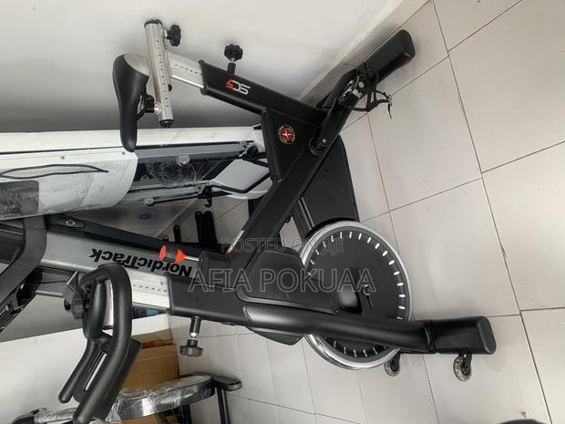 Commercial Spin Bicycle · Photo 2