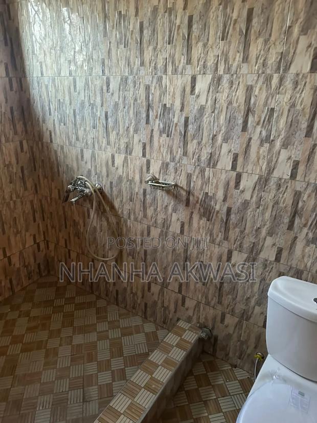 4bdrm House in Community 16, Tema Metropolitan for rent · Photo 2