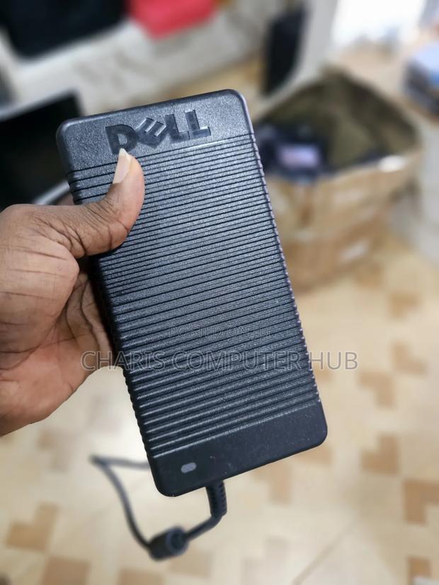 Original Dell Big Pin Charger 210 Watts · Photo 2