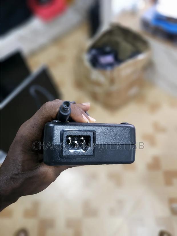 Original Dell Big Pin Charger 210 Watts · Photo 5