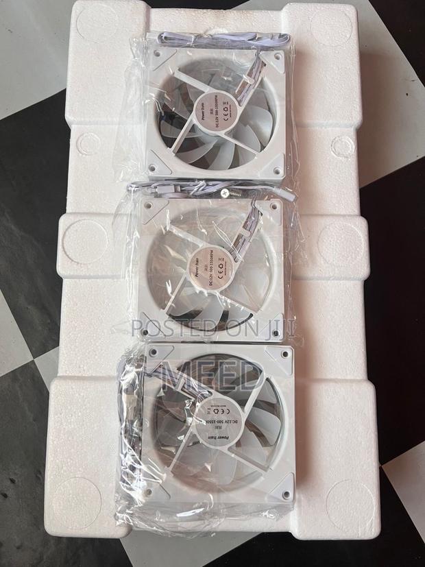 RGB Cooling Fans 4 in 1pack · Photo 2