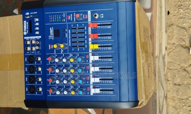 Yamaha 4 Channel Powered Mixer · Photo 1