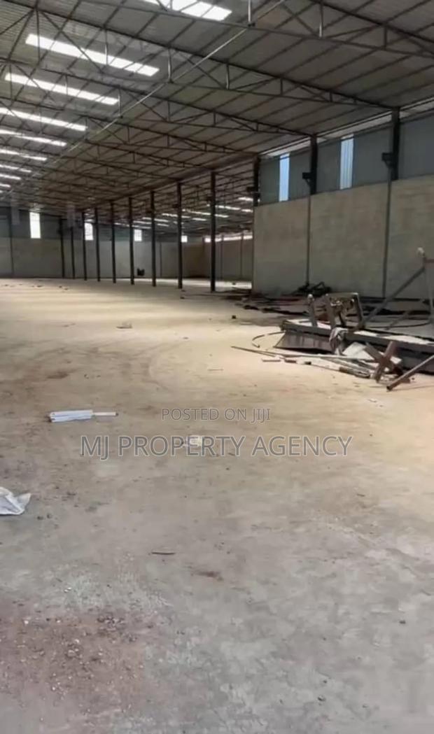 3600 Sqm Warehouse At Tema · Photo 1