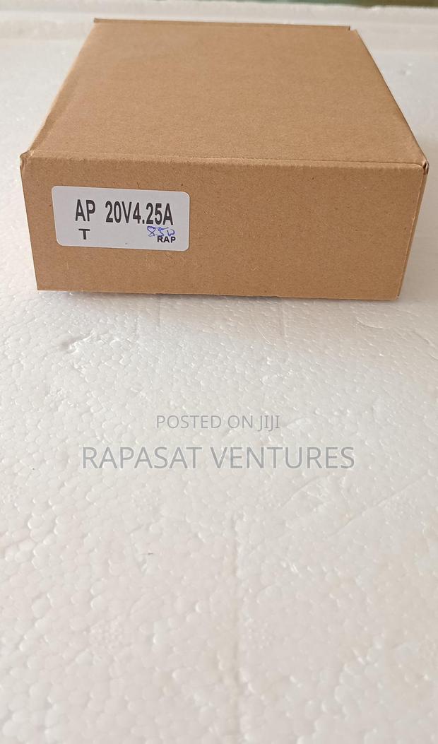 Apple Macbook 20v 4.25a 85w T Type Adapter · Photo 3