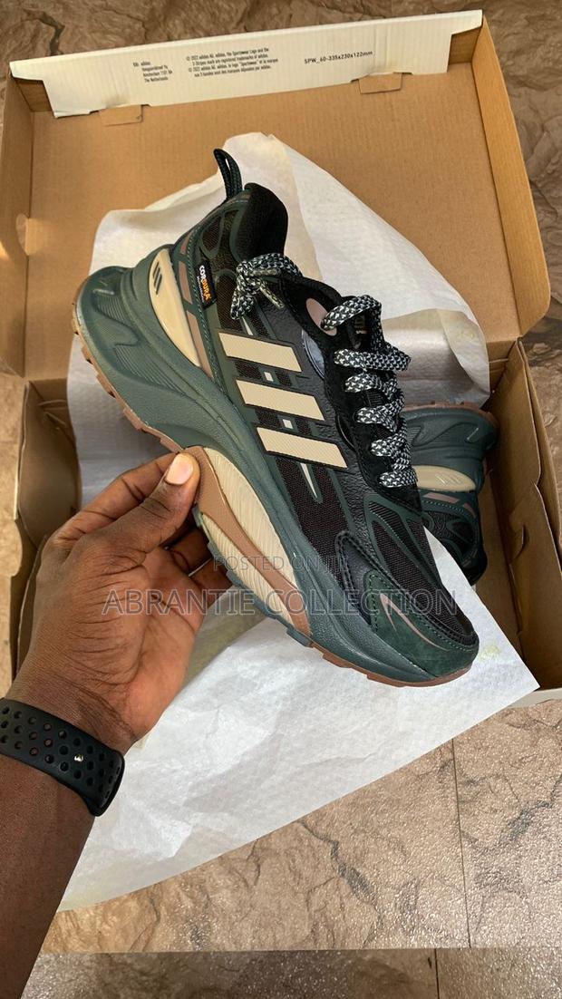 Adidas MTS Pro Sneaker · Photo 2