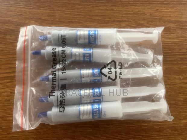Thermal Grease (Paste) · Photo 3