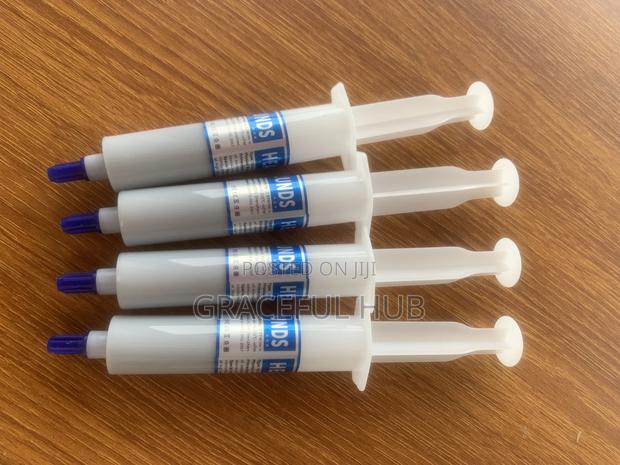Thermal Grease (Paste) · Photo 1