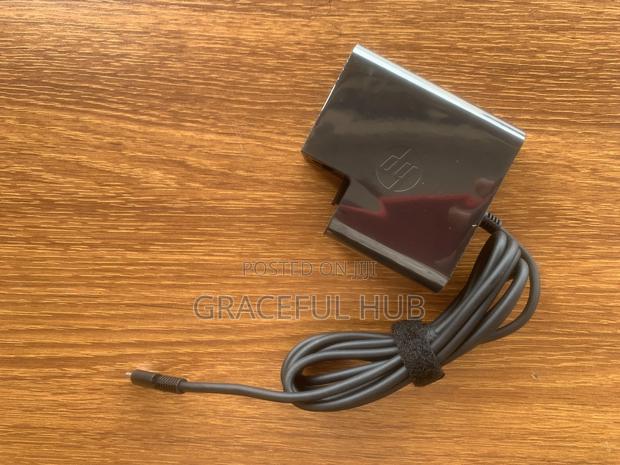 Hp Charger Type C · Photo 2