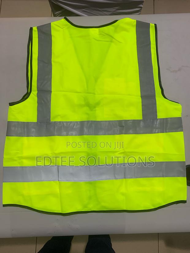 Safety Vest - Reflector · Photo 2