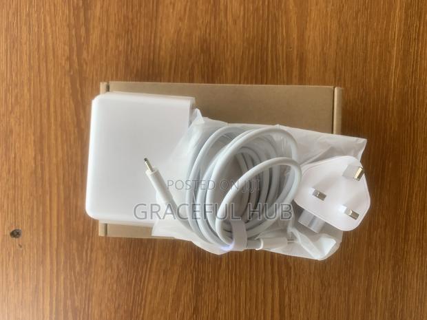 Apple Type C 87w(Macbook Charger) · Photo 3