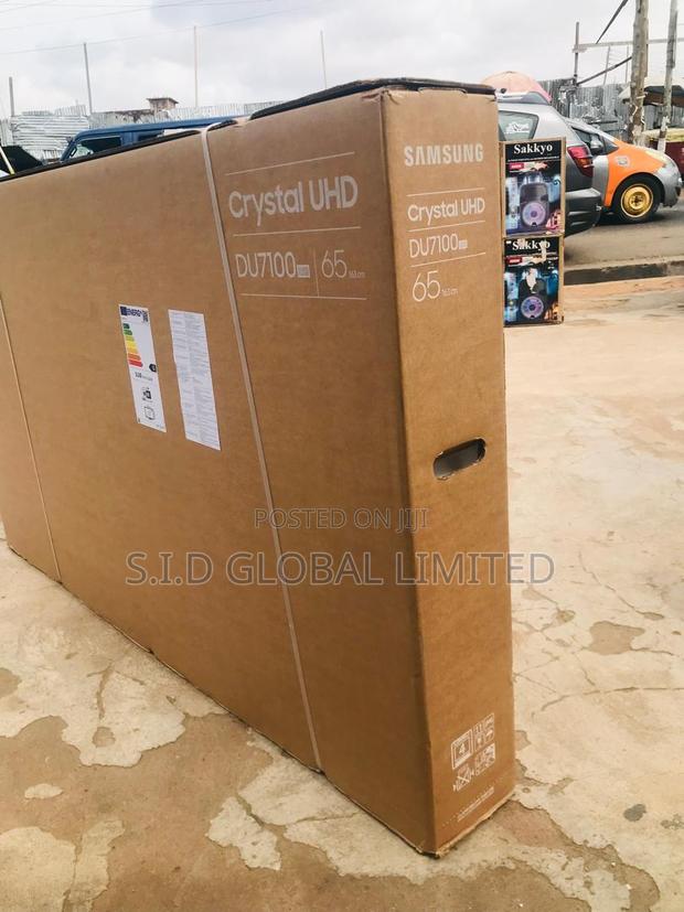Samsung Crystal Ai Processor 65” 2024 Ue65du7172 Smart Tv · Photo 1