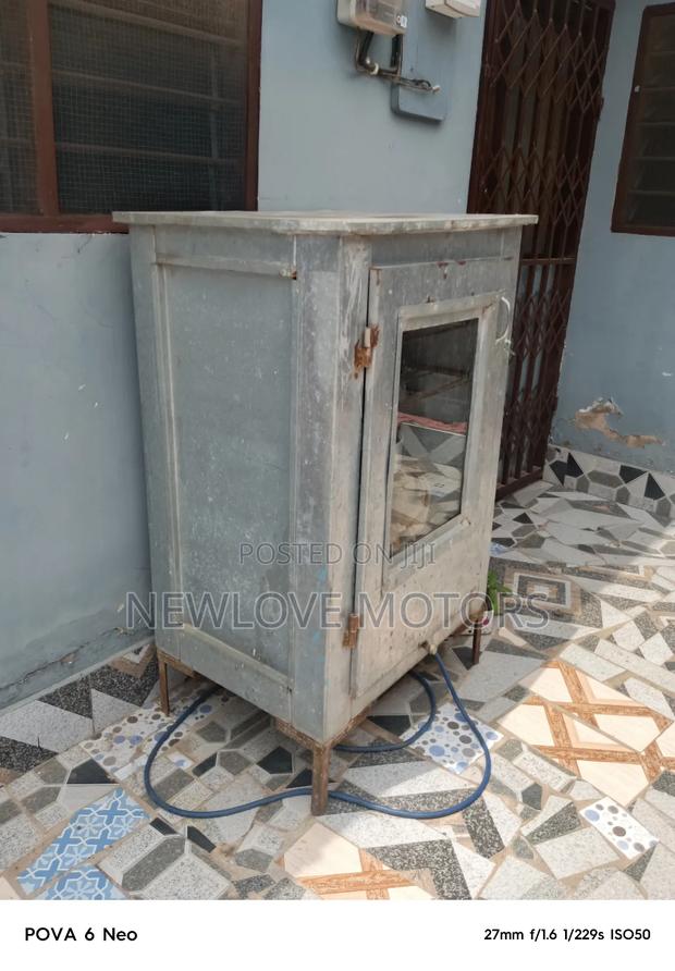 Slightly Used Oven For Sale · Photo 4