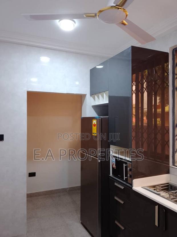 4bdrm House in E A Properties, Frafraha for sale · Photo 7
