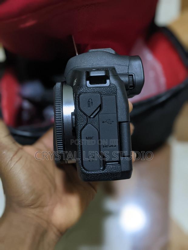 99% New Canon R With Accessories · Photo 3
