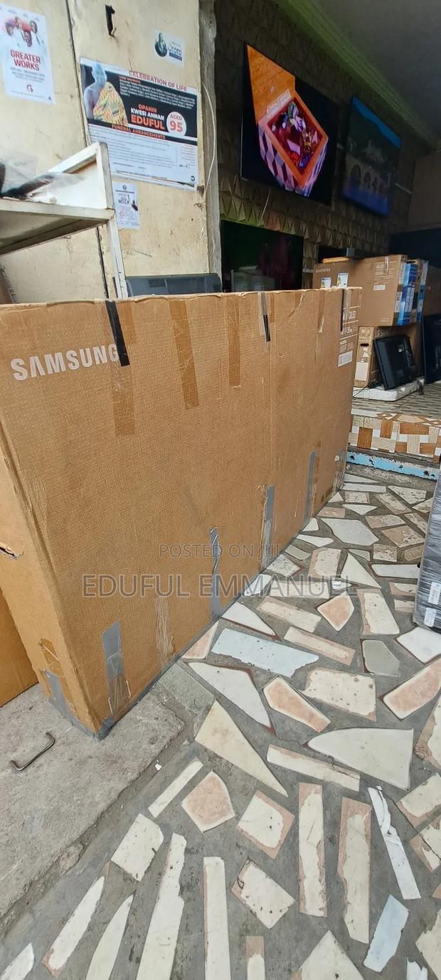 Samsung 65" Neo Qled Qn94b Uhd Smart Alexa Apple Airplay · Photo 3