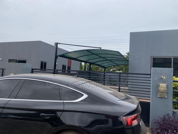 Top to Hold Carport · Photo 2