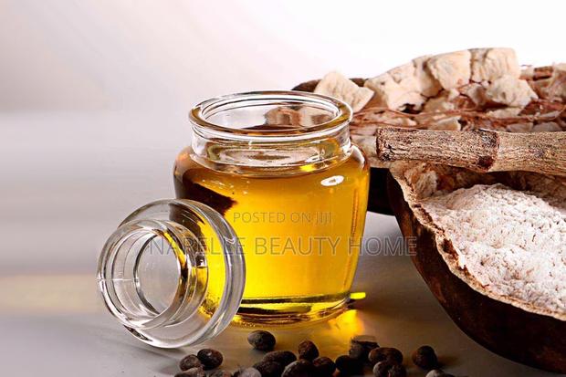 Cold Pressed Baobab Oil · Photo 1