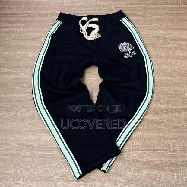 Unisex Baggy Sweatpants Waist Flare Leg Joggers · Photo 1