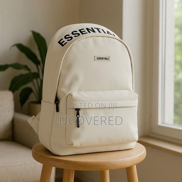 Vintage Leather Travel Backpack Fit 15.6 Laptop Waterproof · Photo 5